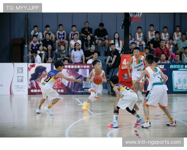 女子篮球教育项目推广,WNBA球队社区服务与青少年培训开展